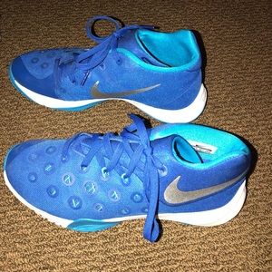 Nike Hyperquickness 3 basketball shoes